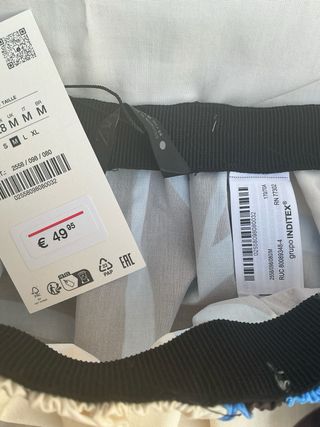 Falda midi con estampado floral