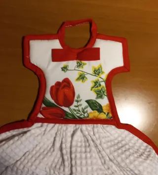 Set regalo strofinaccio con fiori