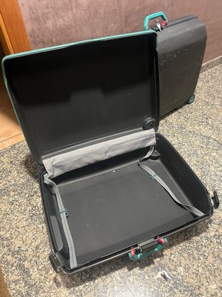 Juego 2 Maletas Samsonite Negras y Turquesa