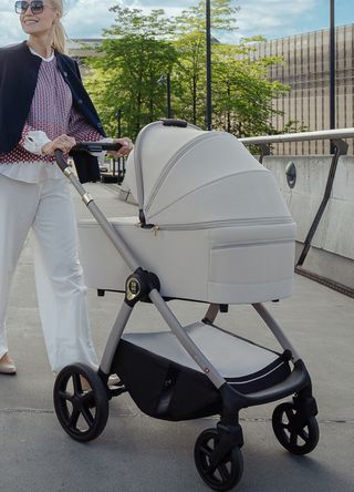 OFERTA Cochecito 3 en 1 + Minicuna. Nueva