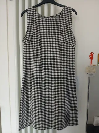 Abito a quadri nero e bianco