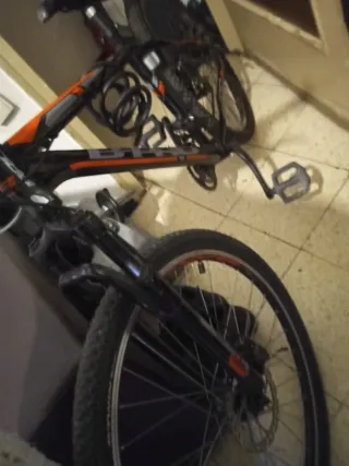 Bicicleta B-PRO !  De montaña o carretera ...