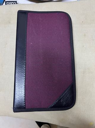 Porta CD/DVD Preto e Branco