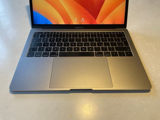 MacBook Pro 13 16GB RAM 512GB SSD