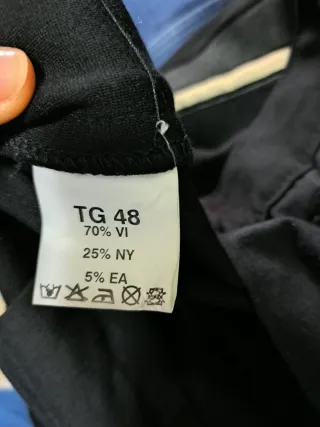 Pantaloni eleganti neri con banda laterale