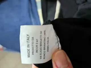 Pantaloni eleganti neri con banda laterale