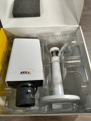 CÁMARA DE VIGILANCIA DE RED AXIS M1124 720P PoE