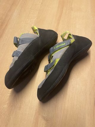 Pies de gato Simond Talla 43