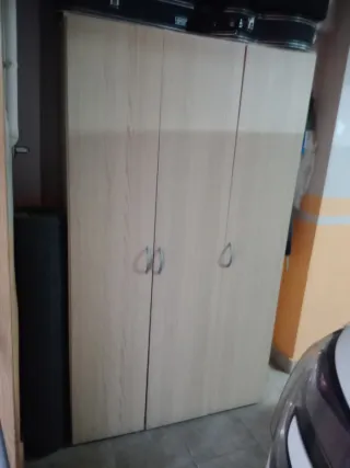 Armario 3 puertas madera