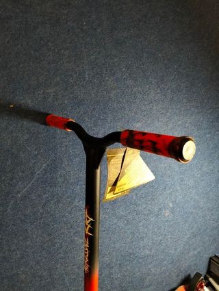 Patinete KRF AGR 300 Class Scooter Rojo-Negro