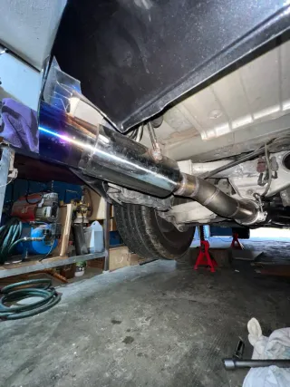 Línea de escape Nissan 350z