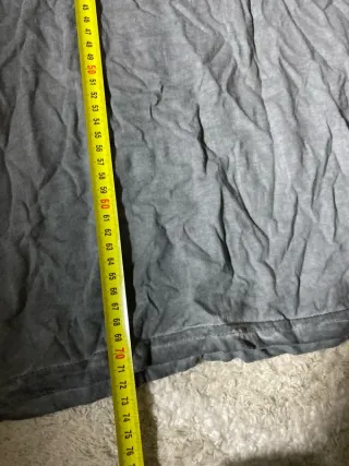 Camiseta Desigual gris con estampado