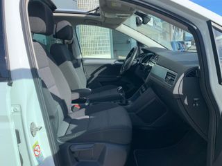 🚘 Volkswagen Touran 2.0 TDI Advance 122 CV