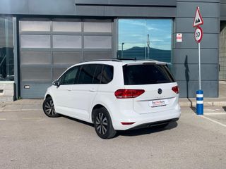 🚘 Volkswagen Touran 2.0 TDI Advance 122 CV