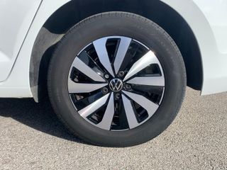 🚘 Volkswagen Touran 2.0 TDI Advance 122 CV