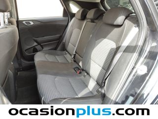 Kia Ceed 1.6 MHEV iMT Drive 100 kW (136 CV)