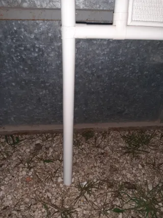 Cabezal de cama blanco mimbre y ratán