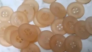 Lote 18 botones- 5 modelos