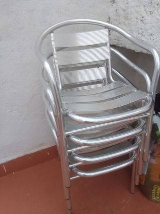 Sillas de aluminio apilables