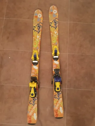 Botas esquí Tecno Pro 32/33 y esquís Quechua 110