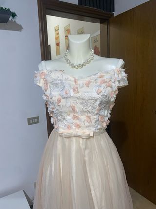 Abito da cerimonia beige e rosa