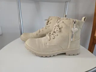Botas Beige