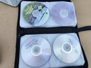 Xbox 360 Bianca con Controller e Giochi