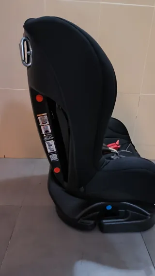 Silla coche infantil negra