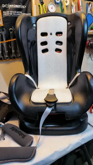 Silla coche infantil negra