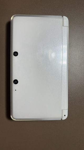 Nintendo 3DS Blanca + 2 Juegos
