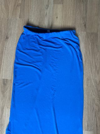 Falda larga azul
