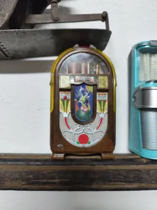 Mini Juke Box Vintage