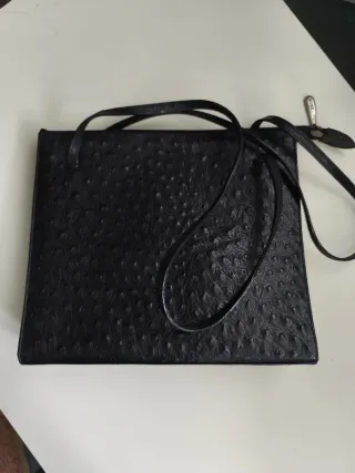 Bolso Negro Piel Ostrich