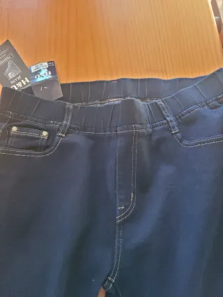 Pantalón vaquero elástico H&U azul