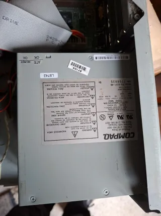 Compaq Deskpro 2000 5166mmx