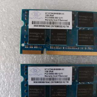 2x Nanya 1GB DDR2 RAM PC2-5300S