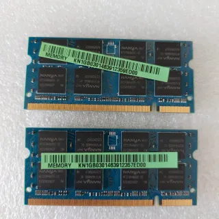 2x Nanya 1GB DDR2 RAM PC2-5300S