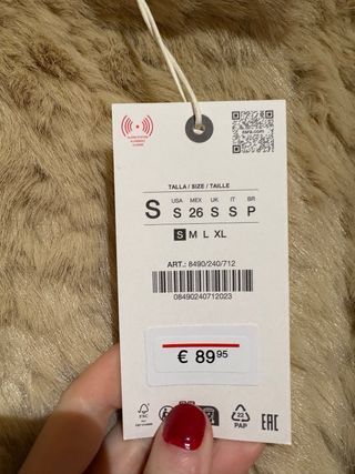 Abrigo Zara pelo beige