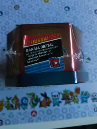 Lata Glaceon GX 2018 Sellada.