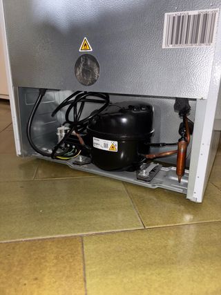 Mini nevera OK. (Averiado)