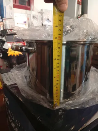 Olla inoxidable con tapa 8.6L