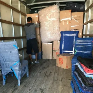 Transportes y mudanzas