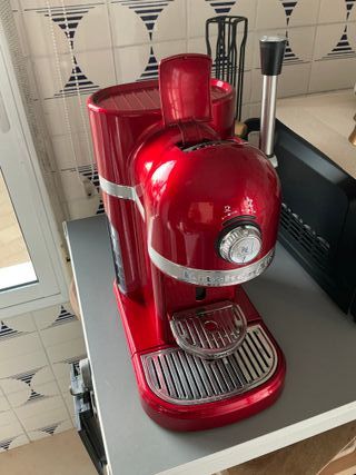 Cafetera Nespresso KitchenAid Roja