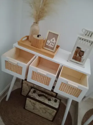 Consola Nordica in Legno e Rattan