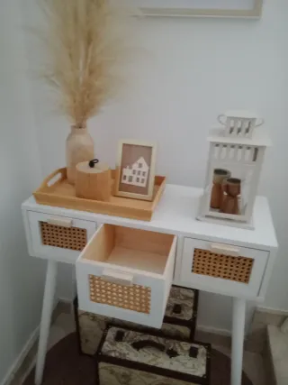 Consola Nordica in Legno e Rattan