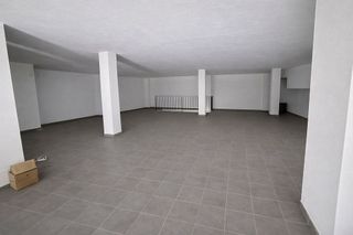 Local comercial en alquiler en La Salut - Lloreda en Badalona