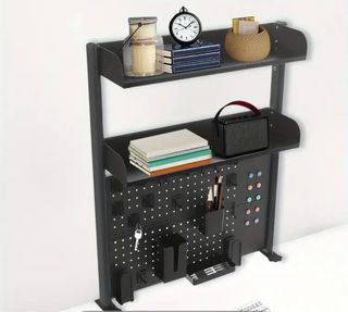 Organizador de escritorio negro.