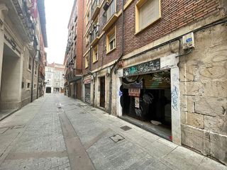 Local comercial en venta en Centro en Burgos