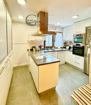 Piso en venta en Laviada en Gijón