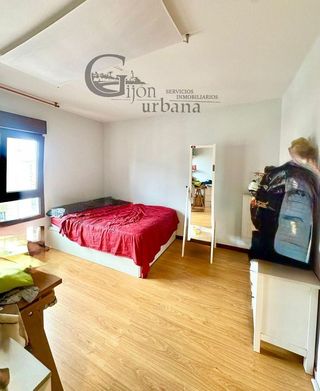 Piso en venta en Laviada en Gijón